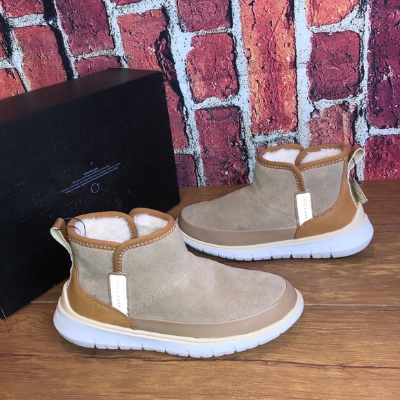 Cole Haan womens Generation Zerogrand Water Resistant Bootie size 5 B New - Picture 5 of 12